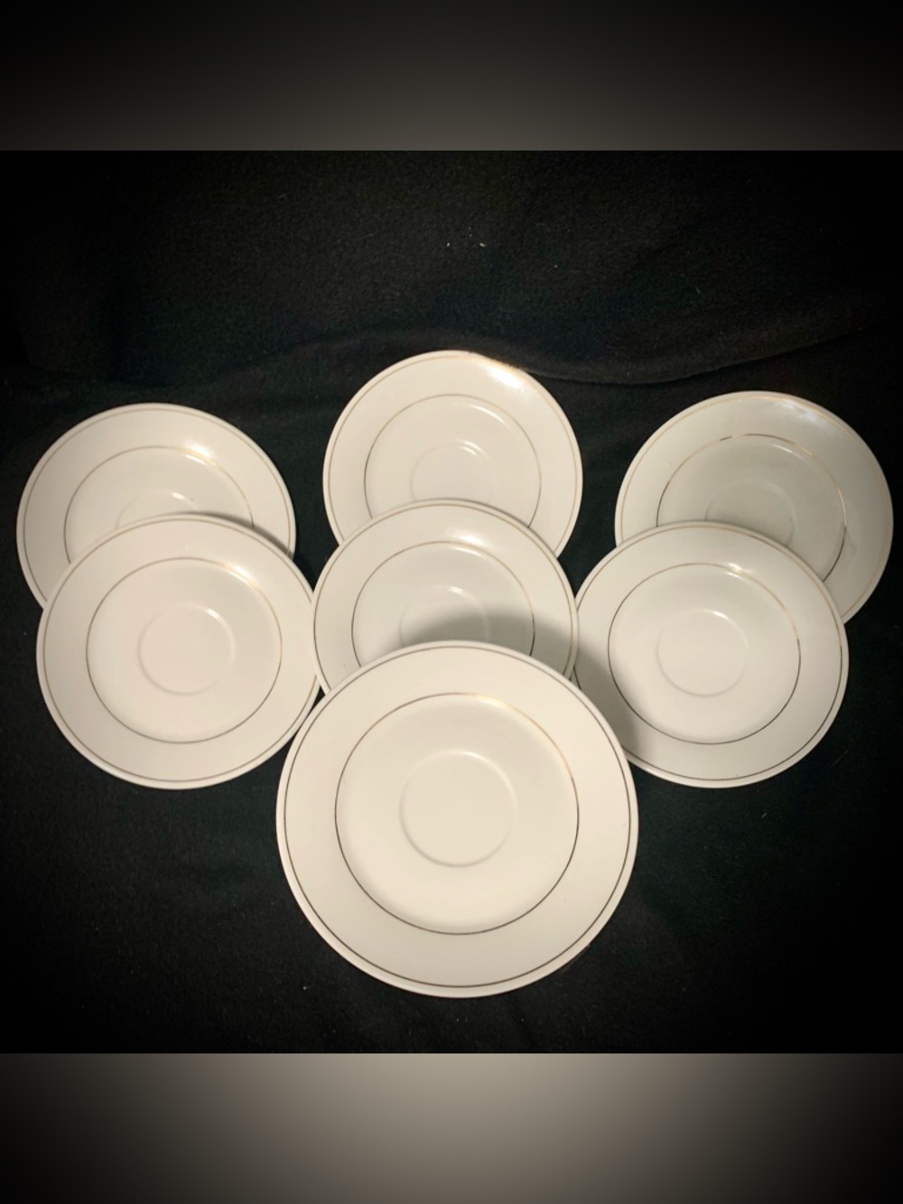 🔍Gibson Housewares Gold Rim Saucers – Vintage White China Saucers
